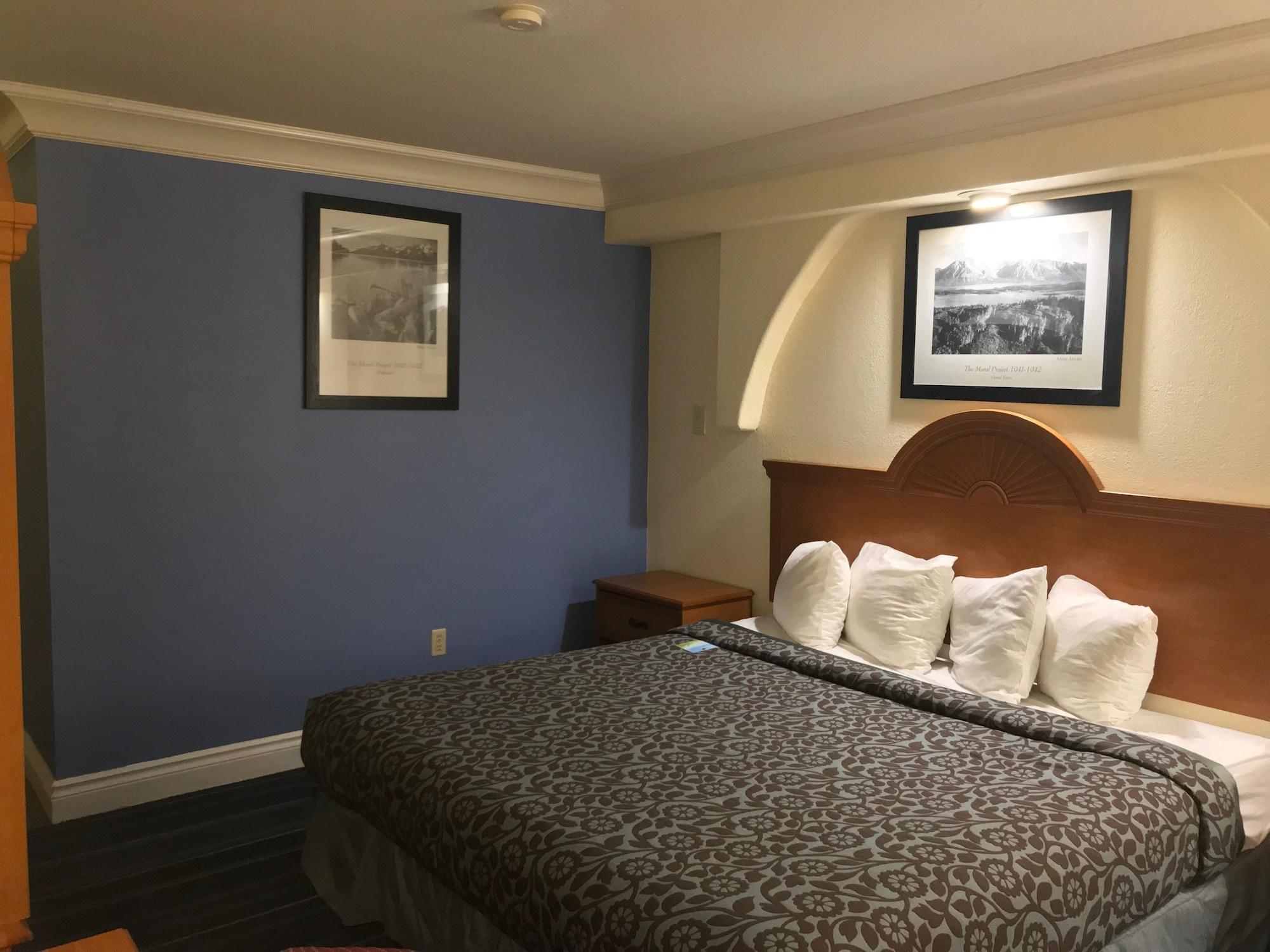 Days Inn By Wyndham San Antonio Airport Εξωτερικό φωτογραφία