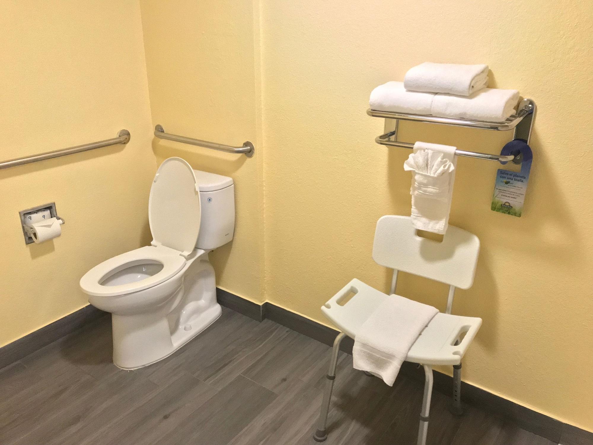 Days Inn By Wyndham San Antonio Airport Εξωτερικό φωτογραφία